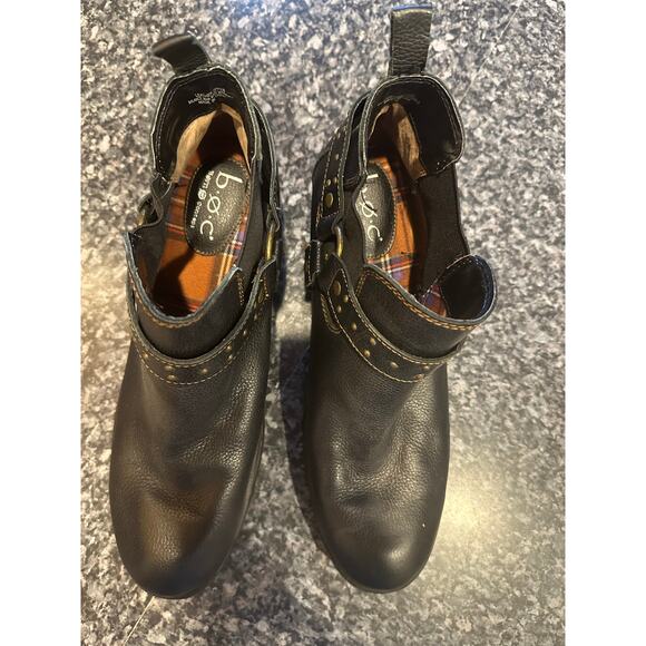 b.o.c. By Born Solid Black Leather Ankle Boots Sz. 11 - Picture 6 of 8